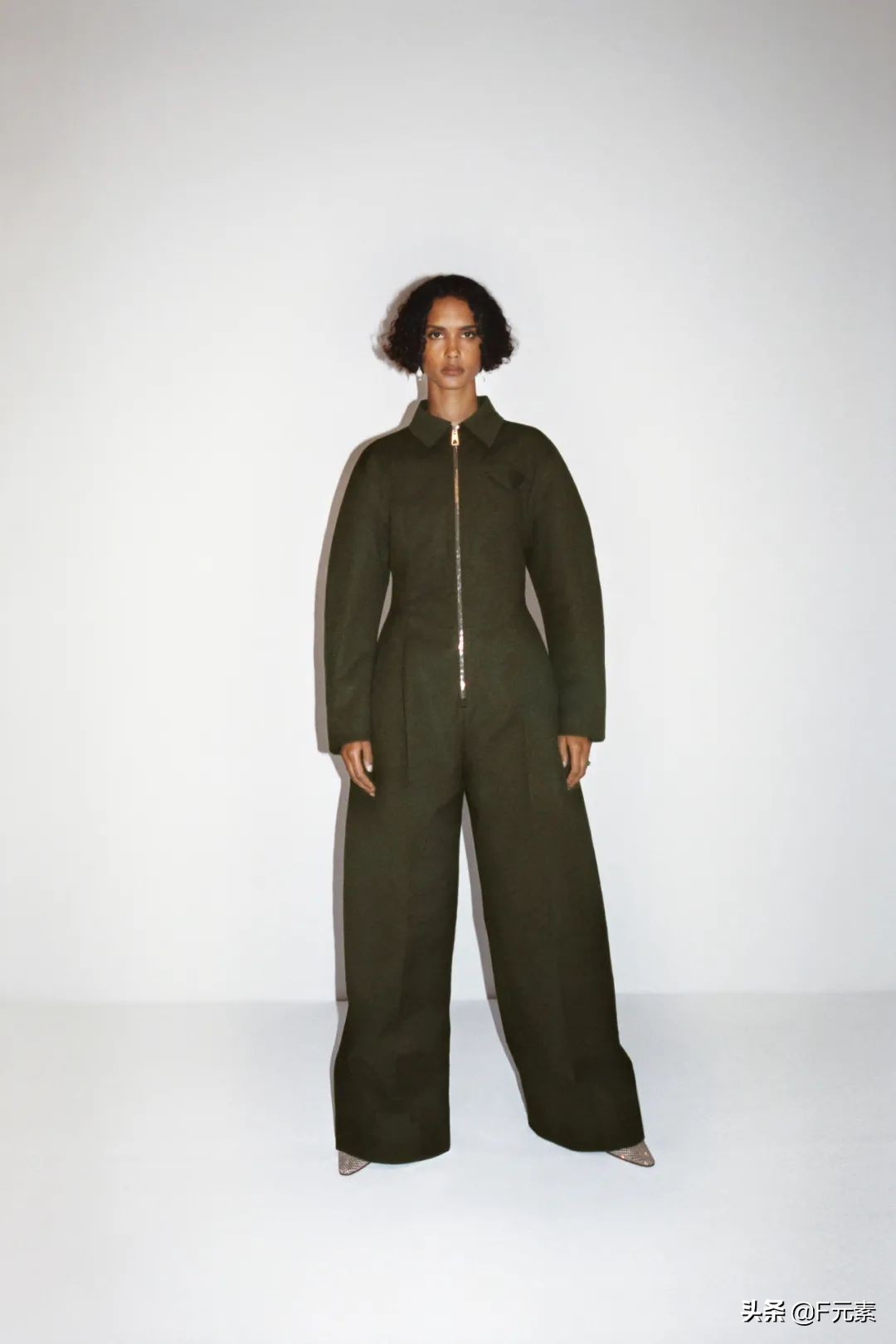 雕刻面料，BV不止有编织：BottegaVeneta2021度假系列