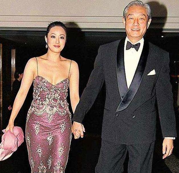 钟镇涛章小蕙背后的故事,章小蕙钟镇涛格局