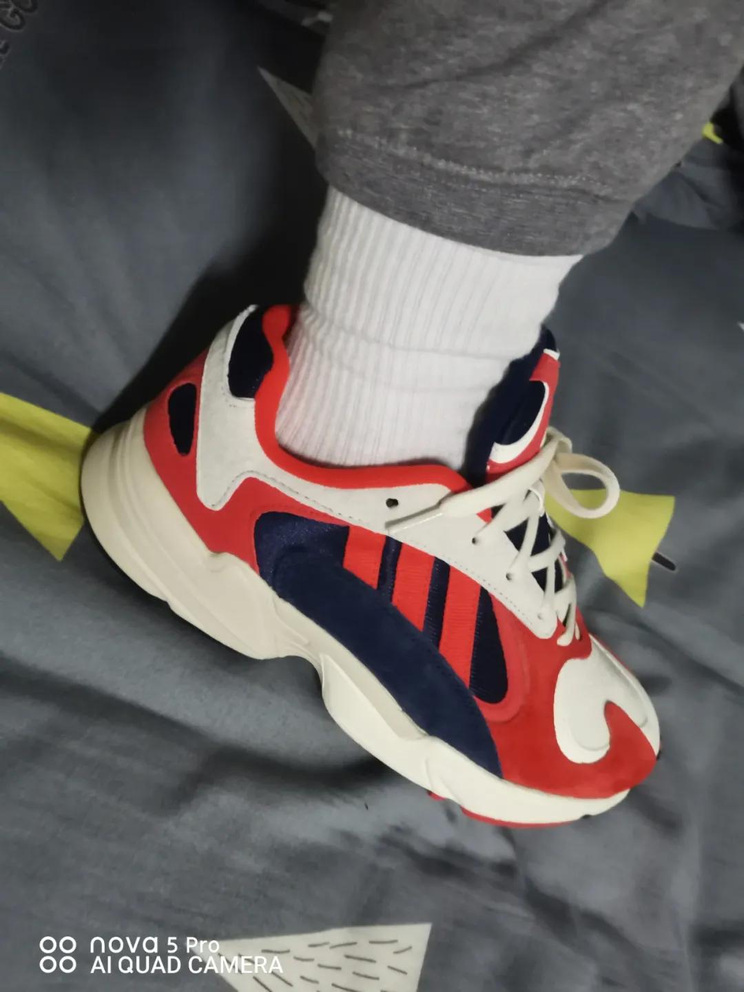 吹水鸭先知｜从不谈鞋的女朋友，竟因为这双鞋跟我聊了一晚？