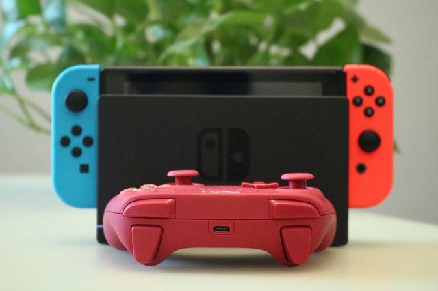 两个莱仕达手柄任天堂,游戏手柄switch莱仕达