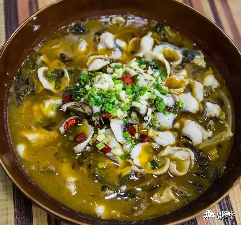 重庆爬山推荐险峻,重庆峭壁悬崖景区