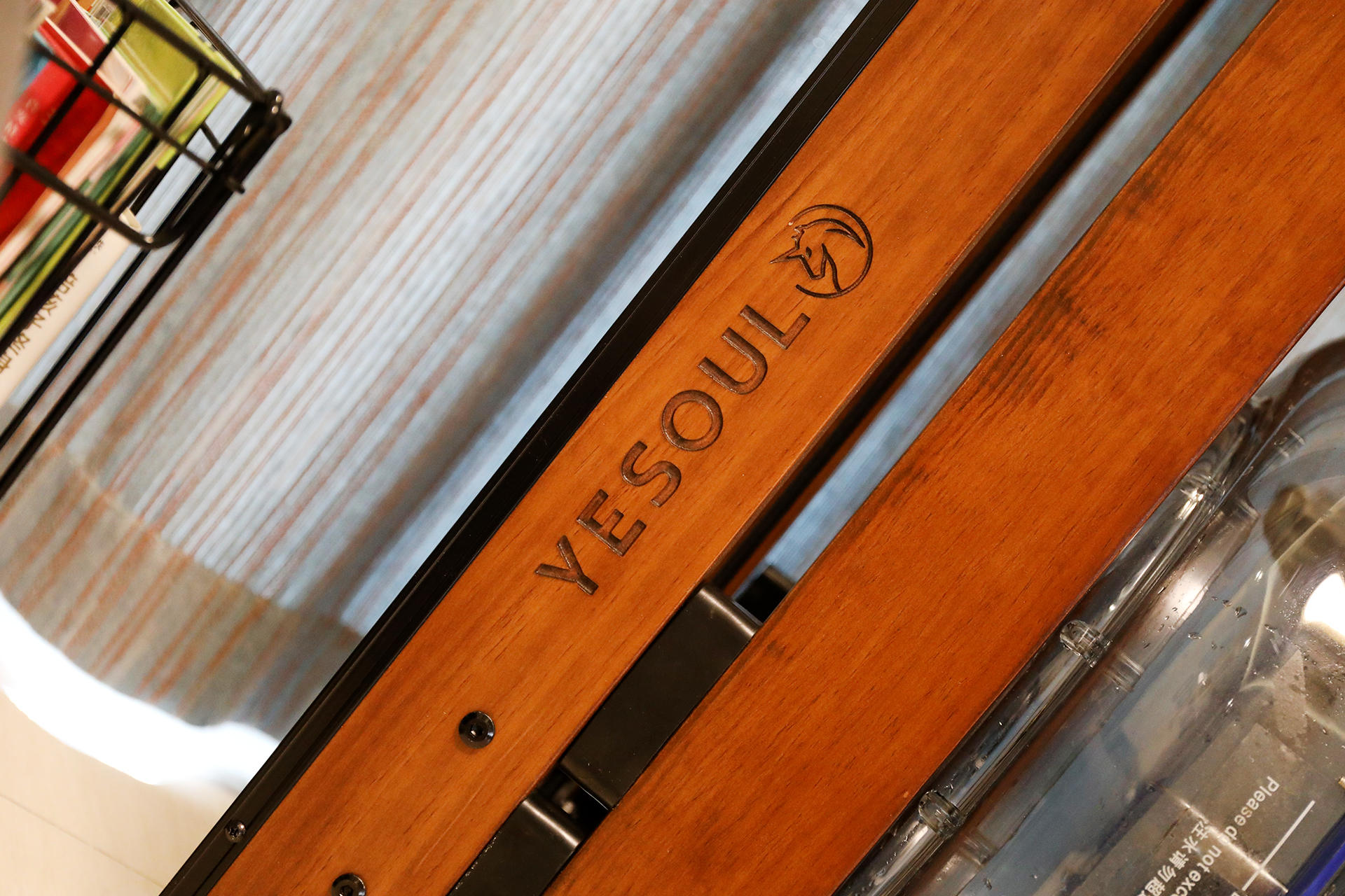 划船机30分钟燃脂训练方法,水阻划船机初学者应该怎么选择