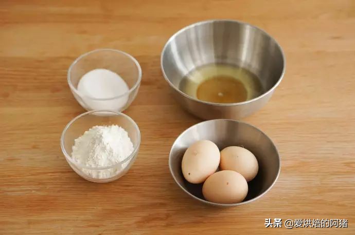 邱莹莹同款草莓奶油蛋糕，基础戚风胚，徒手脱模剖片及抹面挤花