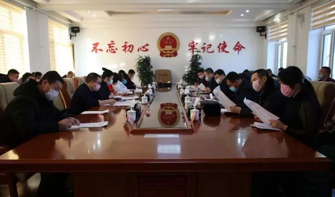 松岭区织密“六张网”“亮剑”疫情防控阻击战