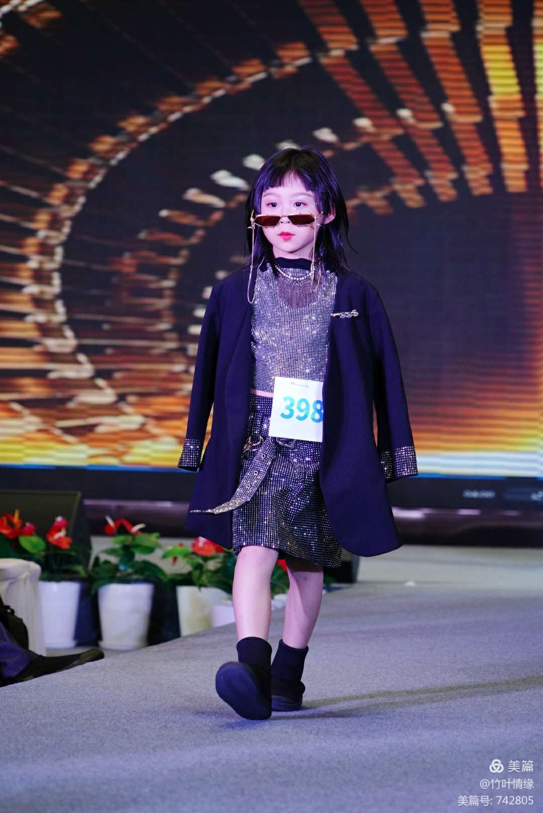 第六届郑州国际少儿时装周,亲子时装秀国潮