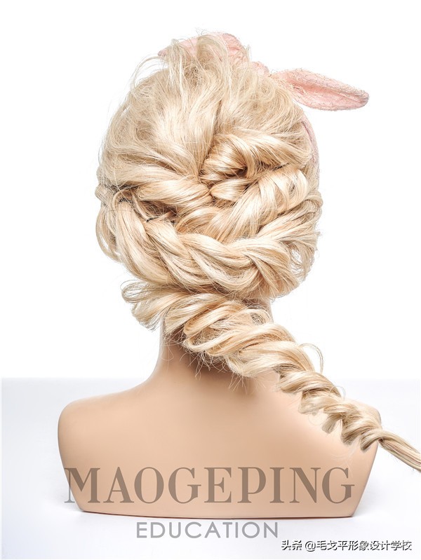 又可爱又欲的发型,又萌又显脸小的发型