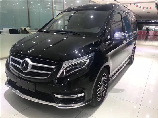 奔驰v260l七座商务车内饰,奔驰v260l长轴距豪华版空气悬挂