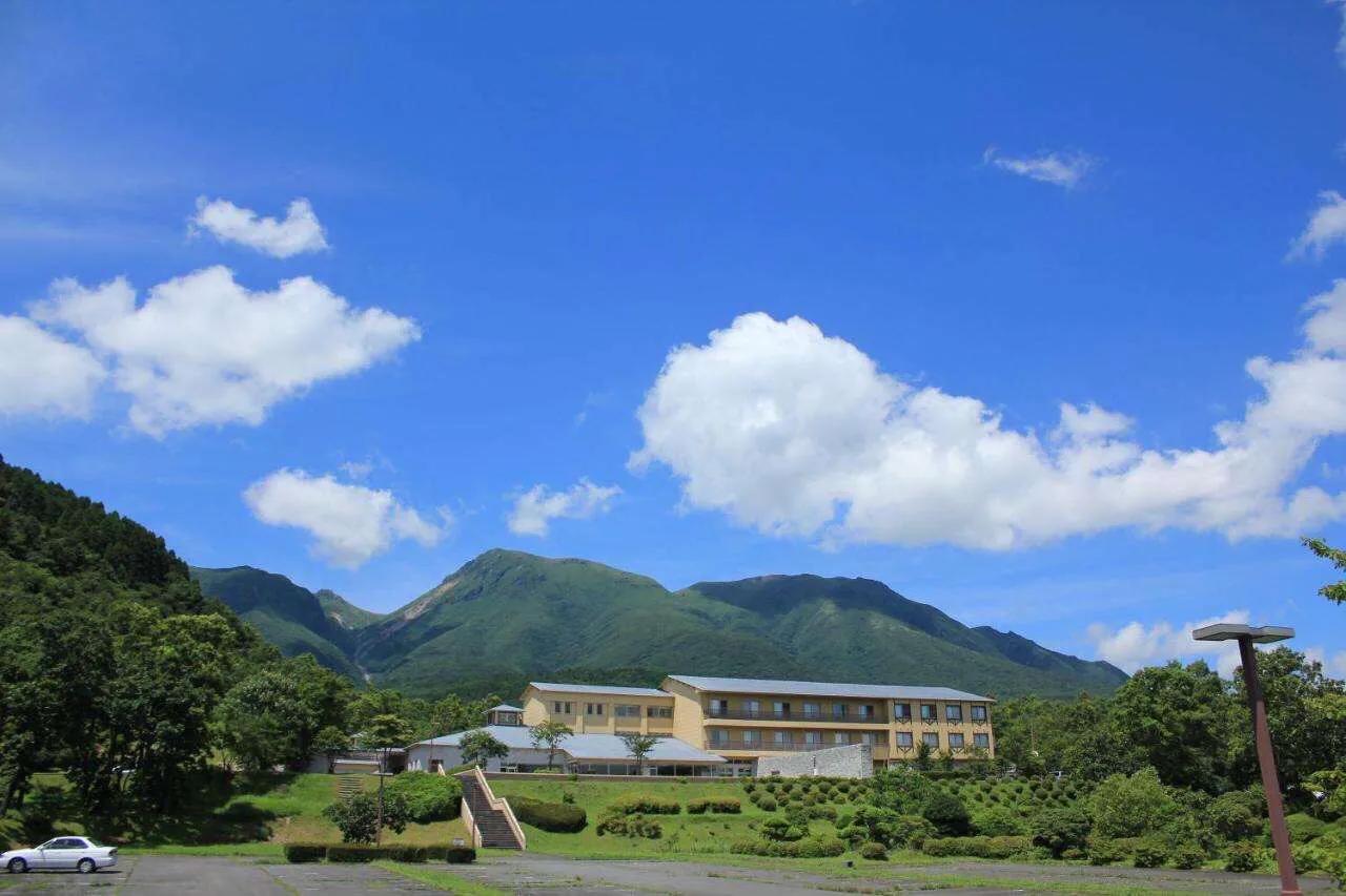 日本九州县温泉,日本最好看雪山温泉