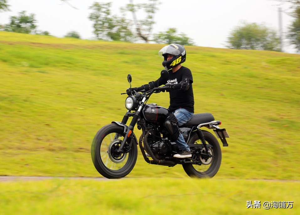 新款铃木250带abs版报价2022款,铃木250abs满配多少钱