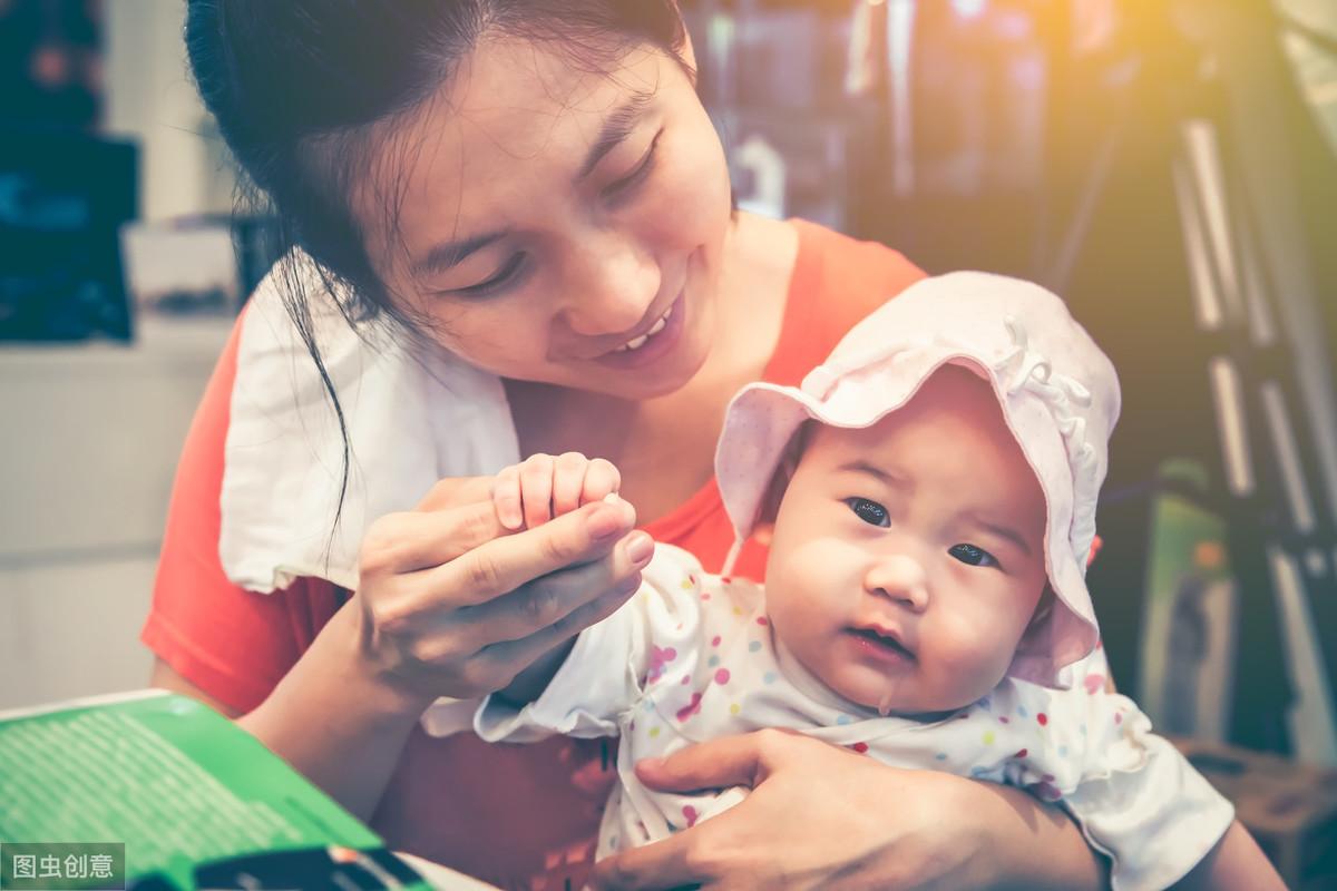 婴儿对月嫂有了依赖感怎么办,月嫂带娃会和妈不亲吗