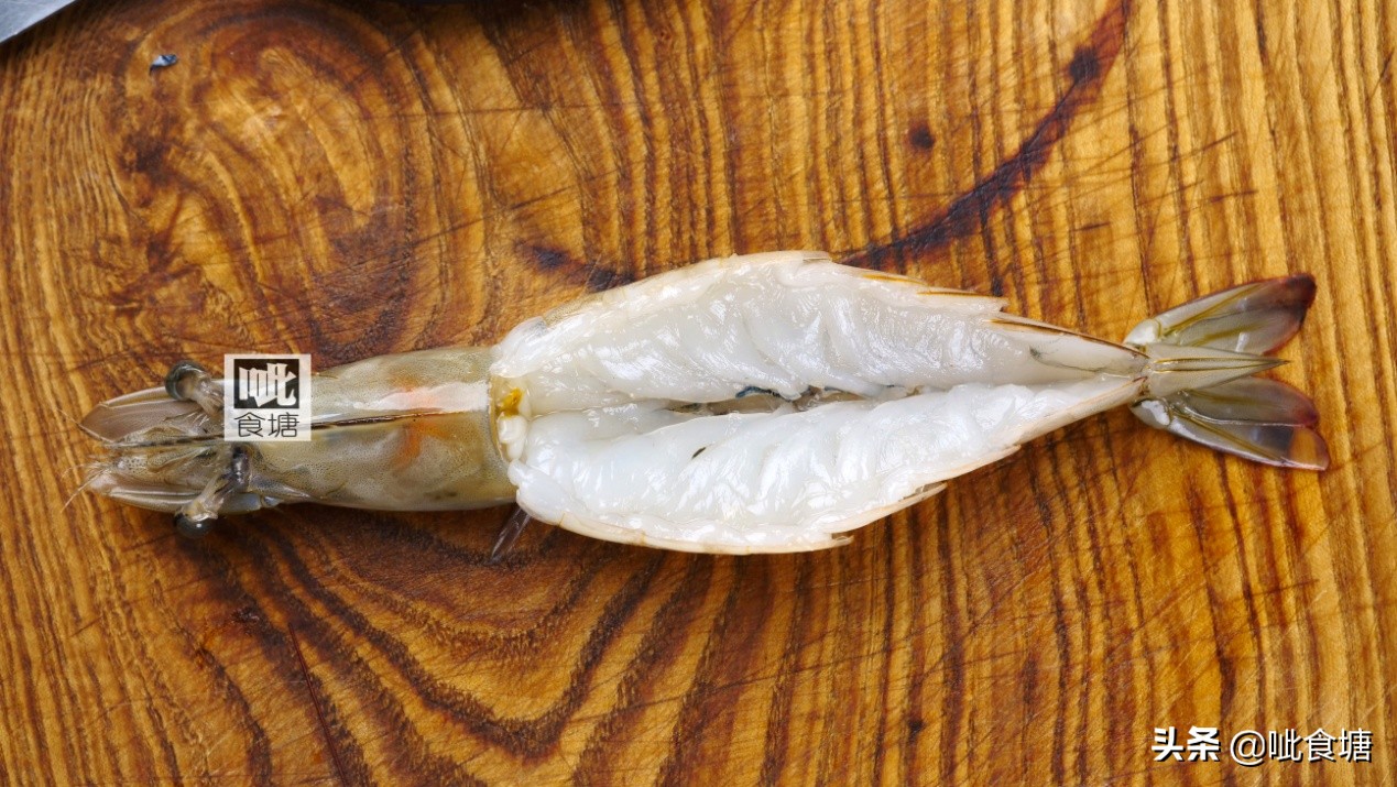 西餐吃虾的正确方法,大虎虾西餐做法大全