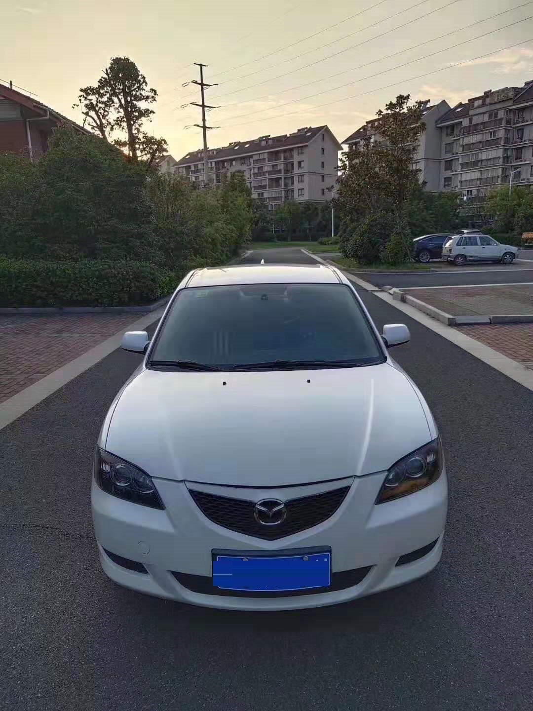 09马自达3两厢二手车值得买吗,16年马自达3二手车多少钱入手