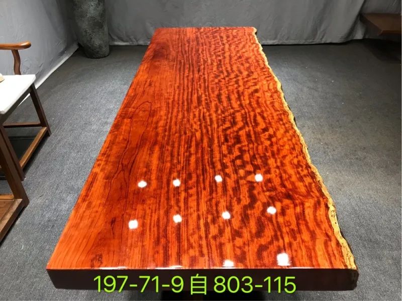 实木大板和红木家具哪个好,实木大板和仿古家具哪个好看