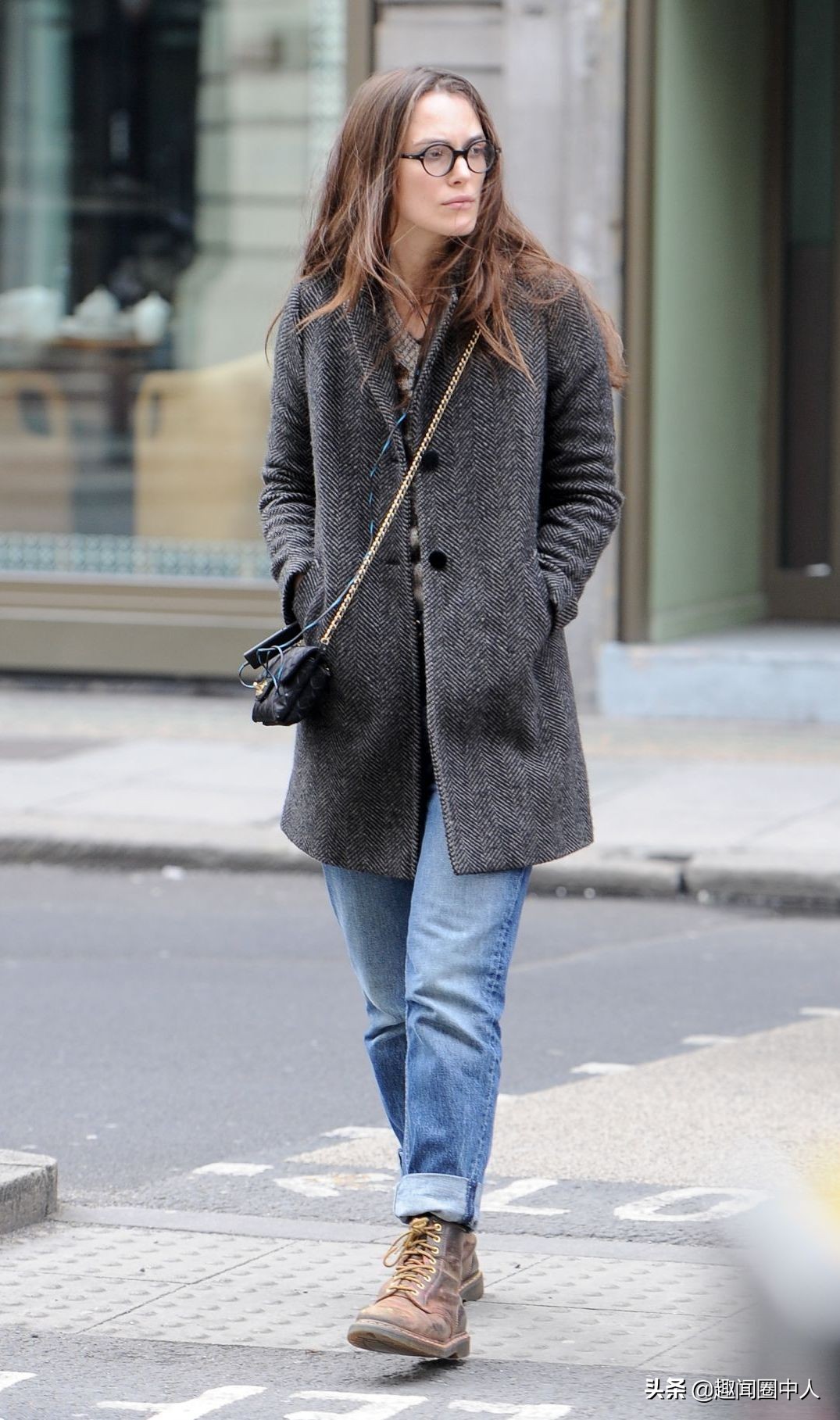 鑻变鸡鐜懓姘旇川,鑻变鸡鐜懓绌挎惌