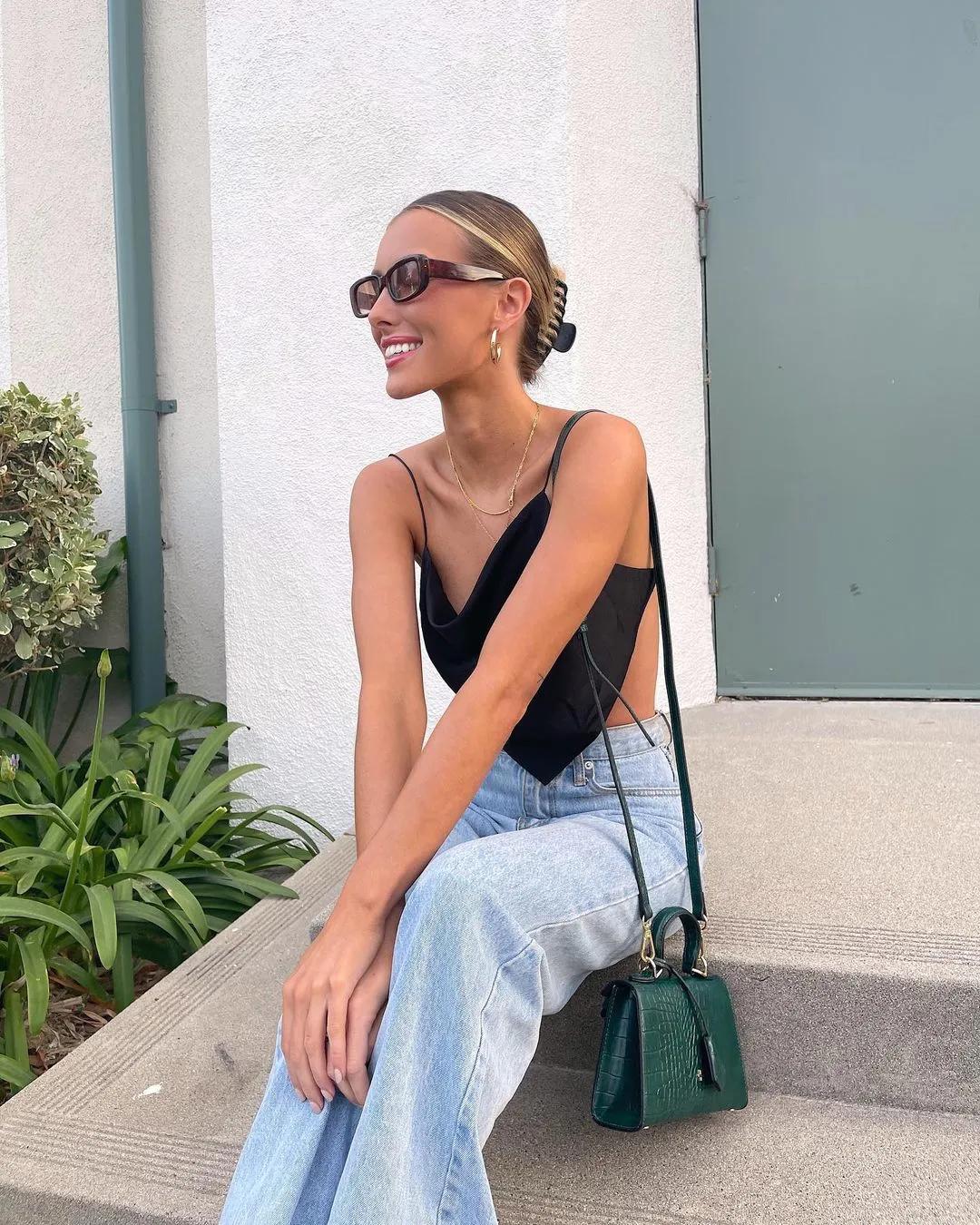 中国的肚兜中国风,国外流行中国肚兜