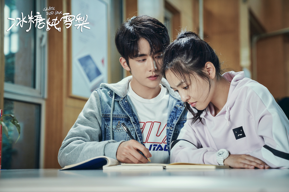 冰糖炖雪梨电视剧恋爱名场面,联动人气青春剧冰糖炖雪梨