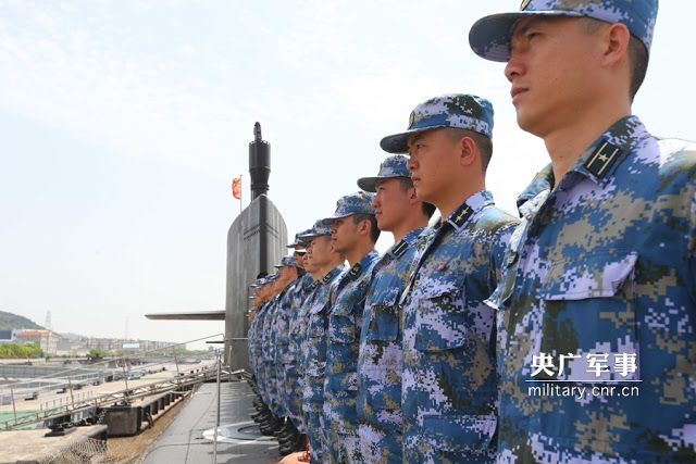 核潜艇的士官月薪是多少,海军潜艇工资多少钱一个月