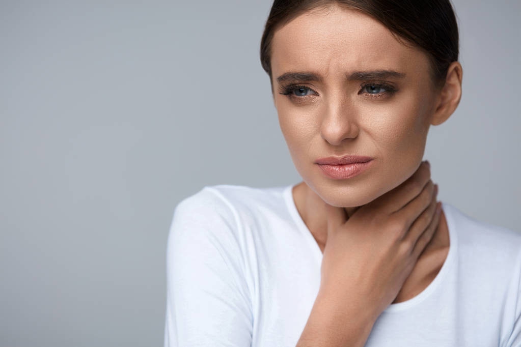 说话时如何正确发声可避免嗓子痛,嗓子发声方法和技巧