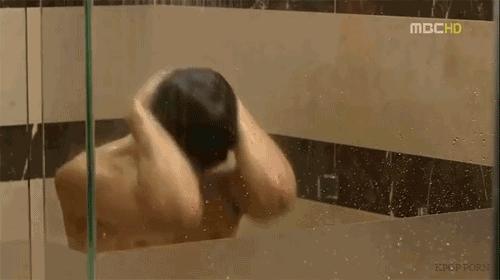 这辈子的澡都白洗了！日本336个增压细密喷射孔，洗澡比SPA还舒服