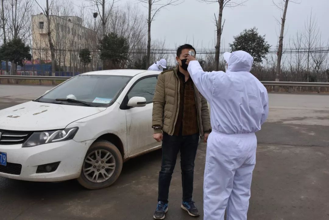 成武县呱呱鸭食品公司:节后复工防疫生产两不误