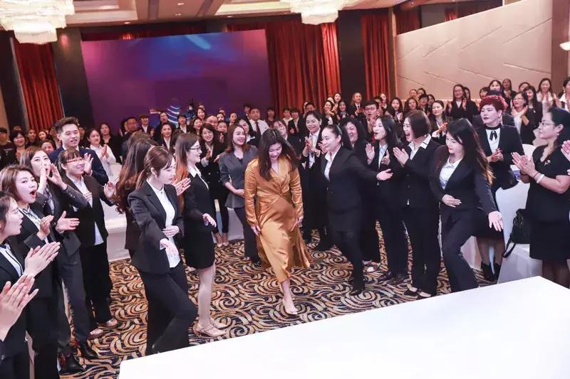 首届招商会圆满成功,首届大型招商会