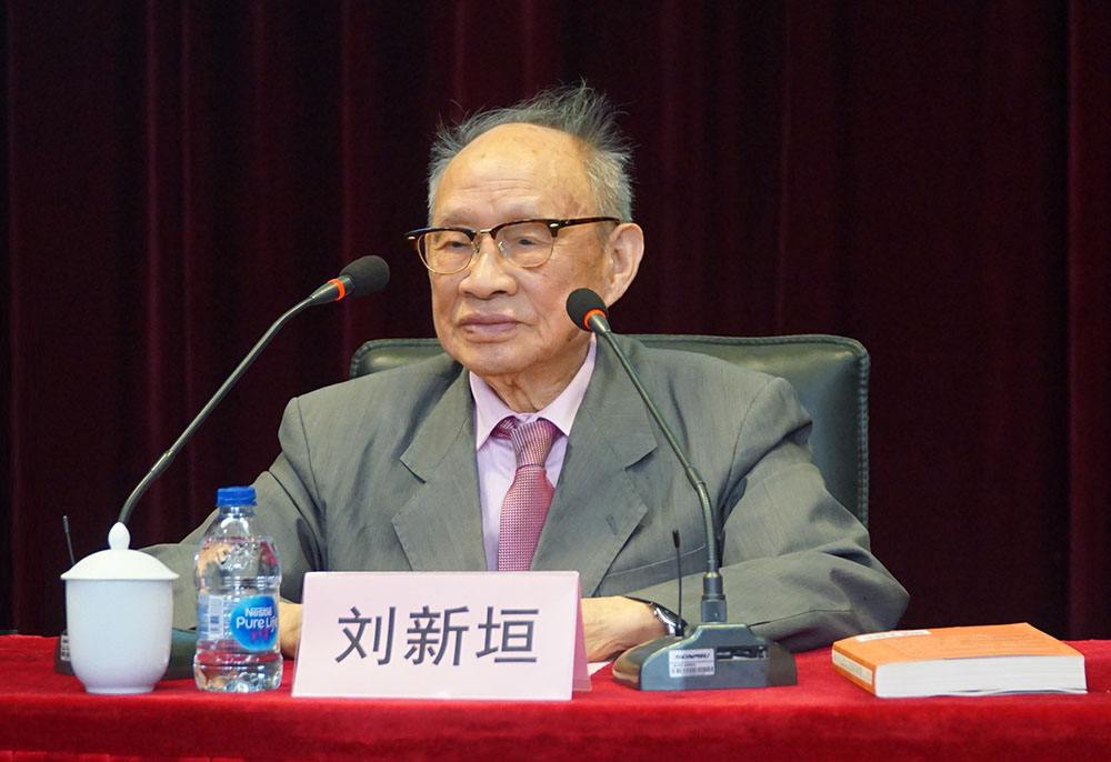 在癌症晚期仍然科学研究的院士,这位院士