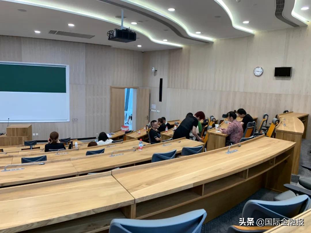 拉夏贝尔一手货源在哪里,拉夏贝尔独家授权