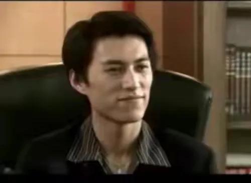 老了和年轻时不一样的男明星,早过了30岁却满满少年感的男明星