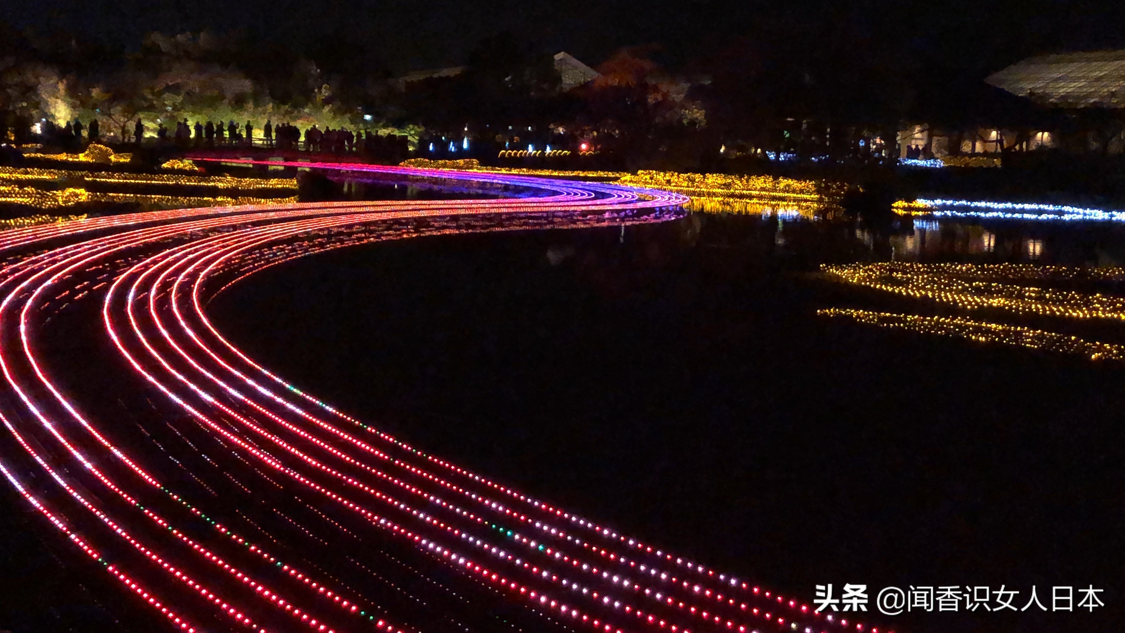日本最美夜景,日本最美水上光影隧道