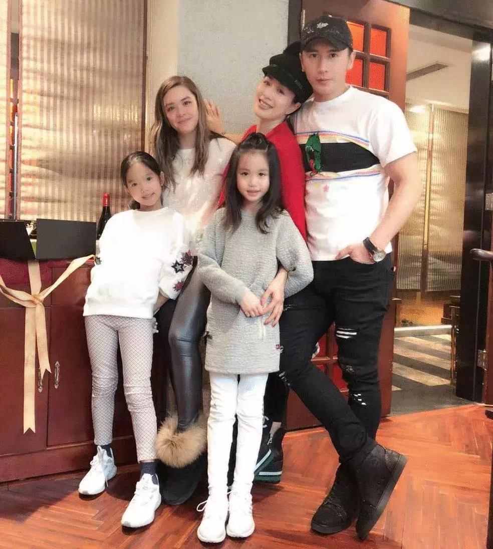 蔡少芬婆婆和妈妈婆媳不和,蔡少芬婚姻中最大的危机