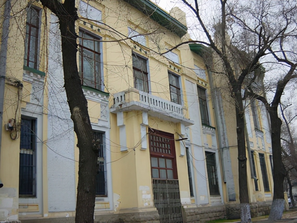 哈尔滨市最美的中学,洗尽铅华芳华依旧