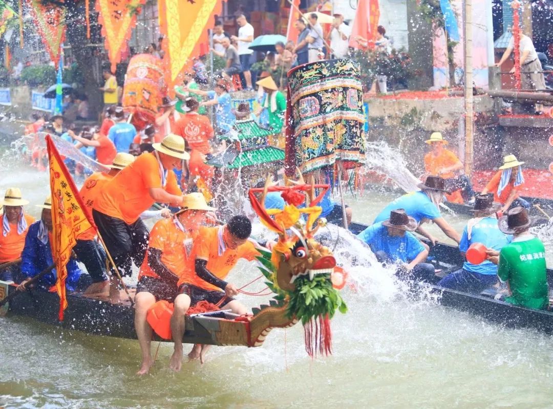 看龙舟提前感受端午的气息,端午玩龙舟可以这样玩