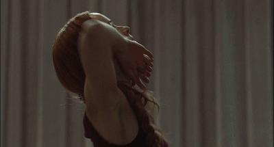 《五十度灰》女主新片,再次挑战大尺度