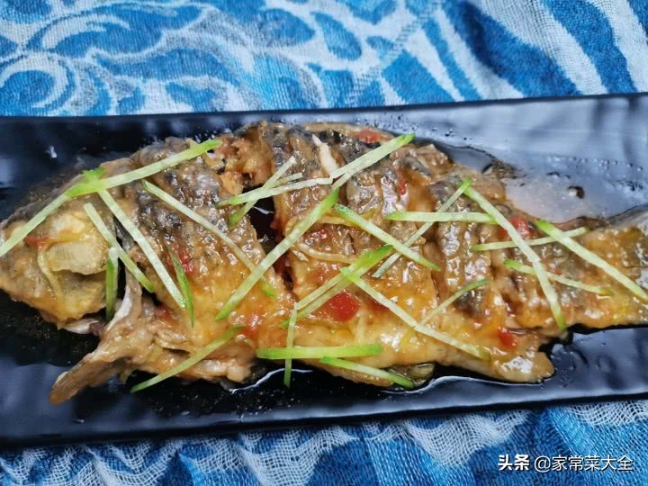家常炖鲫鱼的正确方法,炖鲫鱼放不放生抽