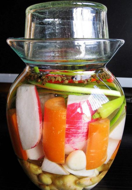 泡菜的正确方法和注意事项,泡菜不起白花的妙招