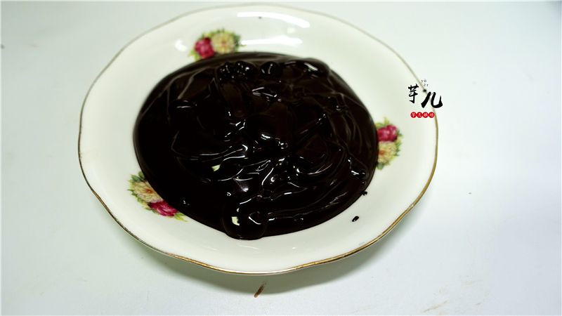 手把手教你在家做出超级漂亮的黑森林蛋糕！超详细讲解，一看就会