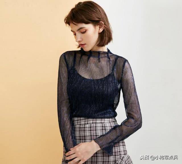 甜辣Girl透视装，性感力爆表，朦胧秀出好身材