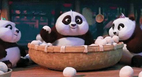 孕妇一走路孩子就掉下来的视频,孕妇走路时突然生下孩子