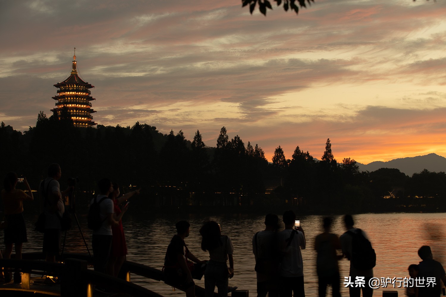 杭州西湖收费景点有哪些,杭州西湖旁边有哪些景点