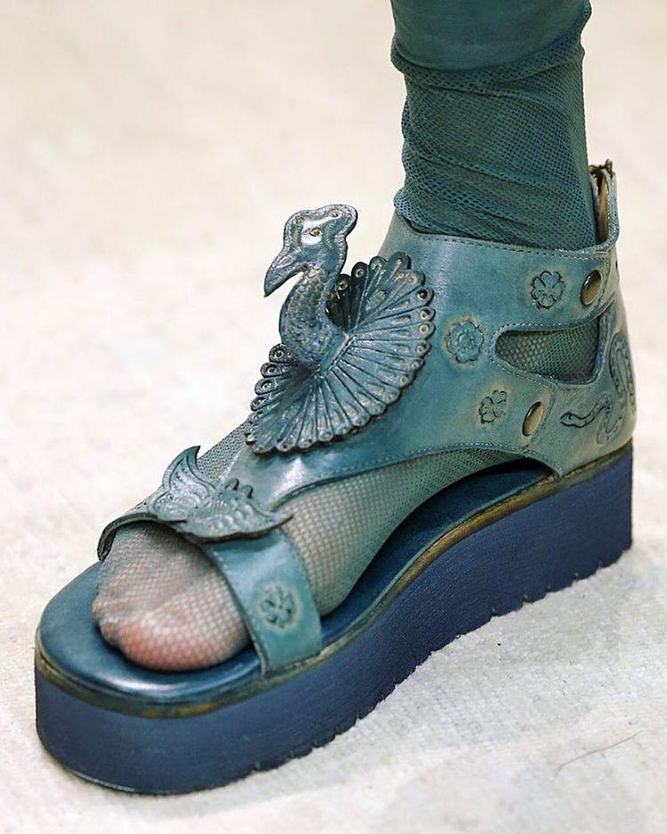 安娜苏高跟鞋是什么牌子的,安娜苏高跟鞋正品