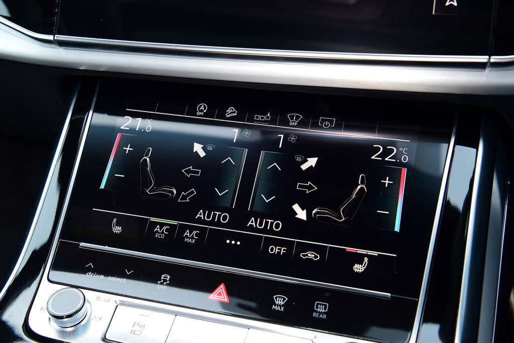 进口奥迪q7从60万降到30多万,奥迪q72022款55tfsi运动型落地价