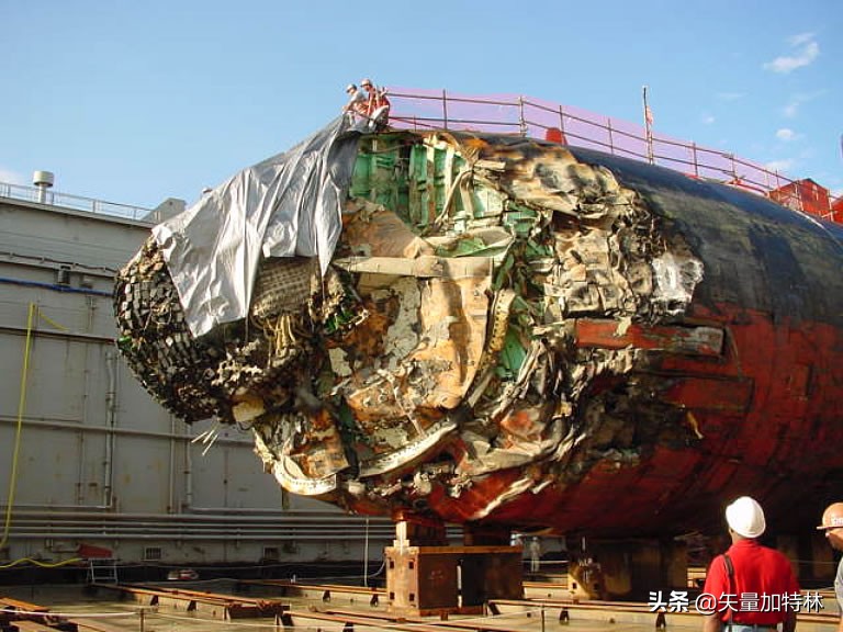 核潜艇出现事故怎么救援,中国潜艇事故自救