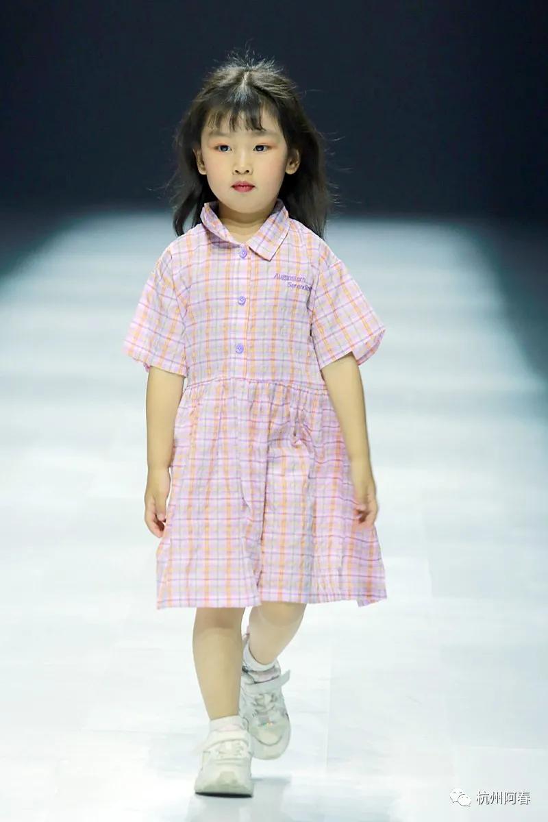 国际时尚周巴黎,时装周秀场