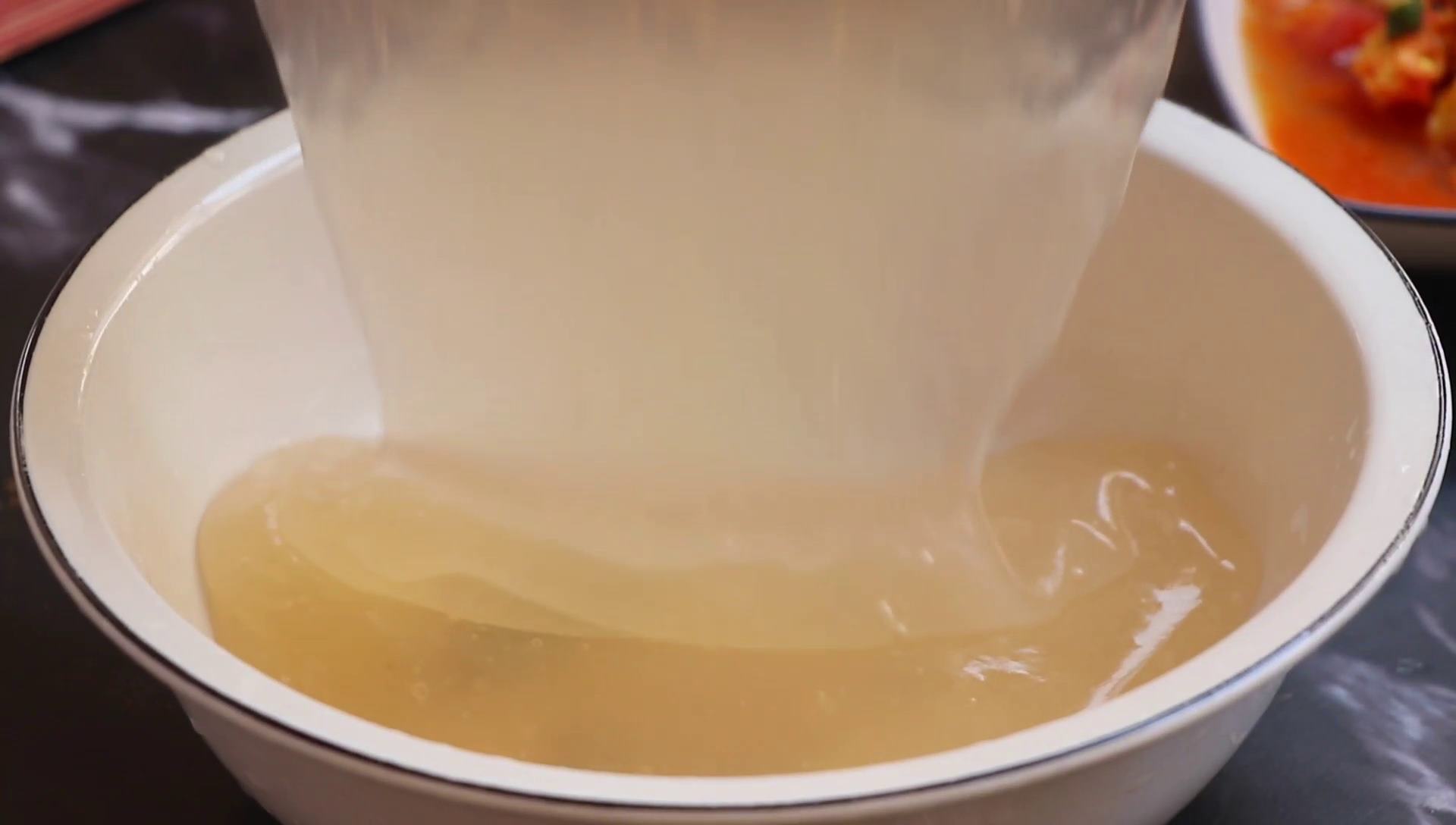 怎么做凉粉又劲道又滑嫩,在家做凉粉如何做才筋道不断