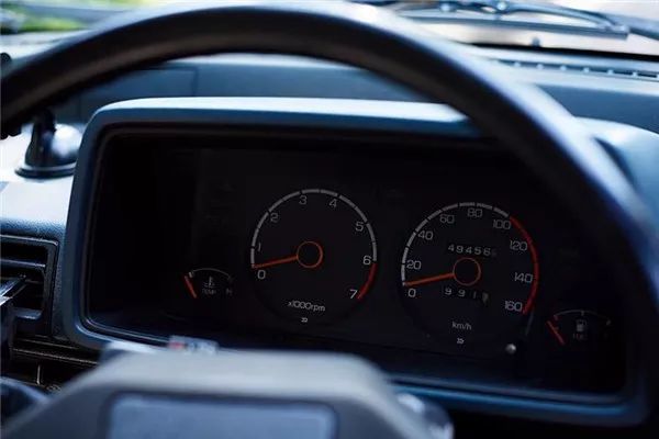 比起奥拓,这款1983年的本田初代CITYR怎么样?