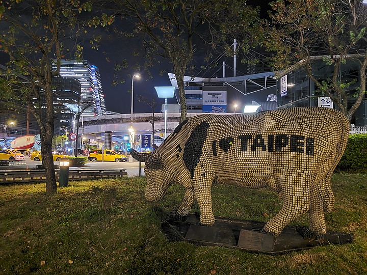 三星GalaxyZFlip评测：吸引目光的不止折叠