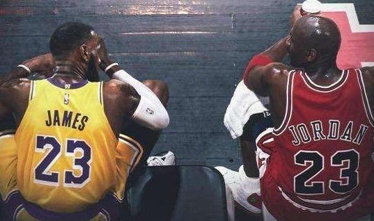 大学时期乔丹和詹姆斯的对比,詹姆斯和乔丹哪个人气高