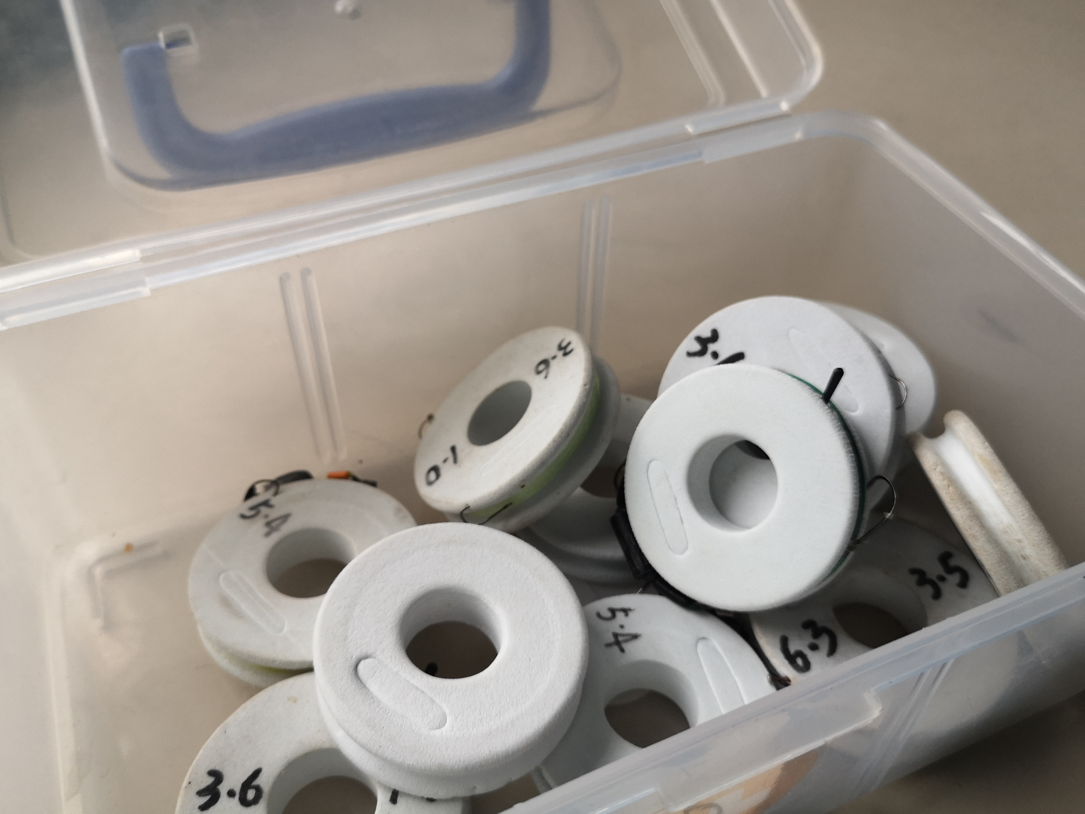 一根主线分6个支线,一根主线分两个表