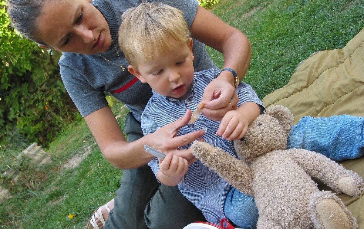 面对孩子暴躁情绪如何缓解,16岁孩子脾气暴躁易怒怎么缓解