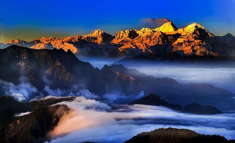 一辈子见一次日照金山,一生中一定要去看一次日照金山